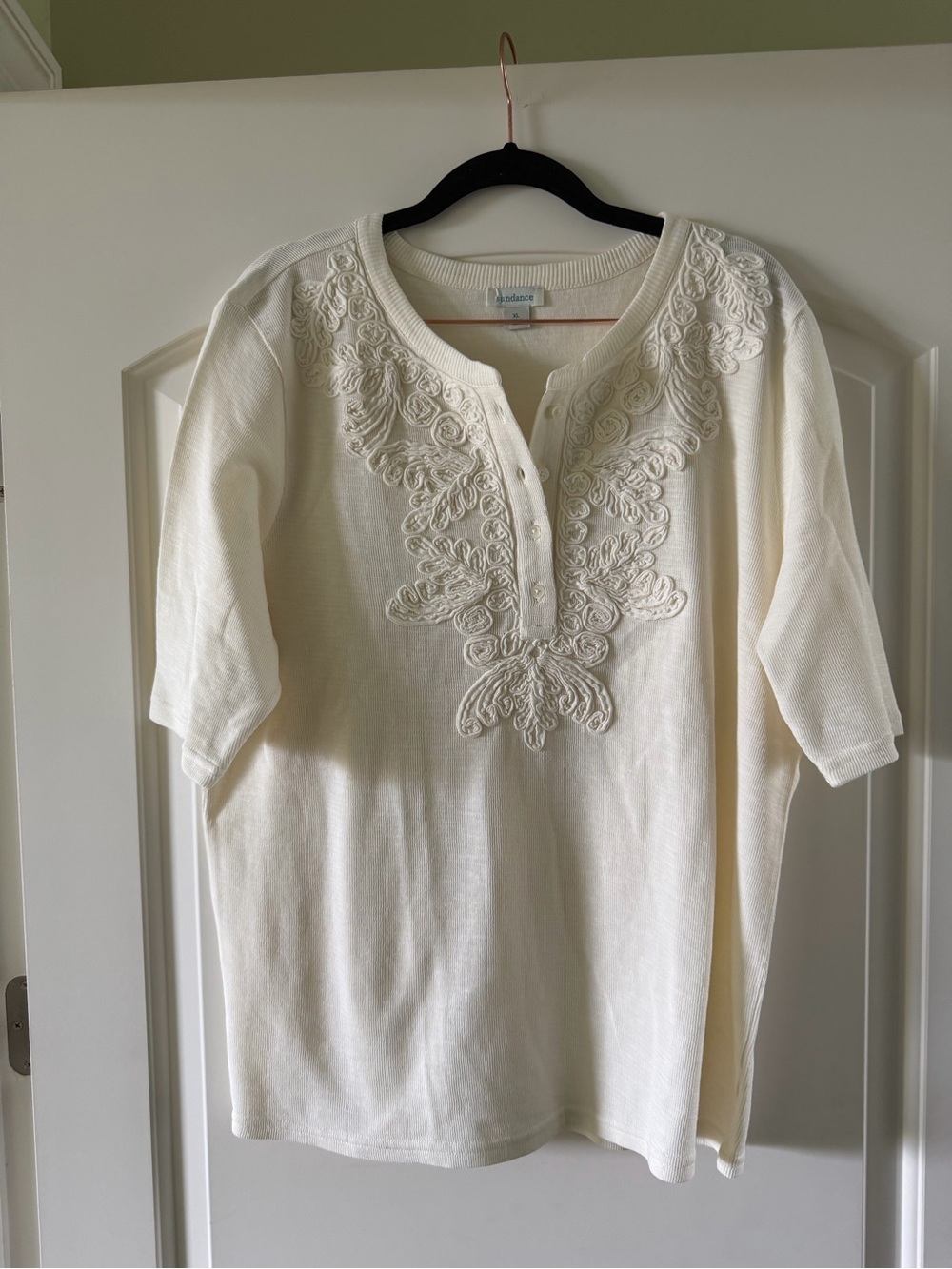 Sundance Appliqué Short Sleeve Henley